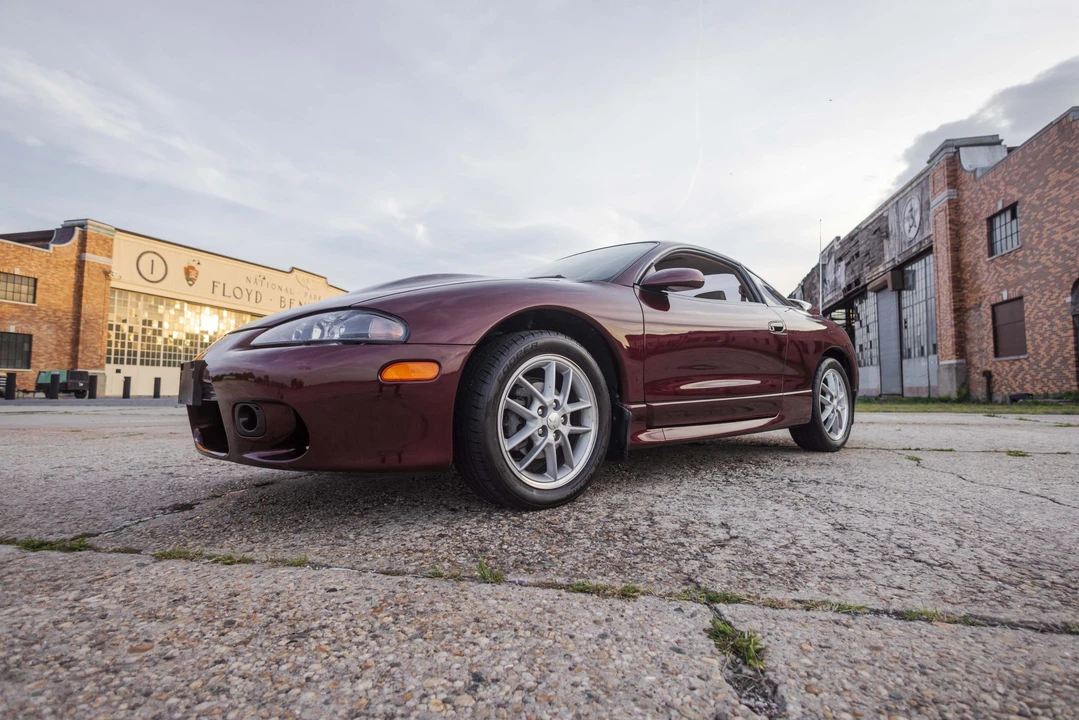 1999 Mitsubishi Eclipse 2nd Gen - Image 25 of 31