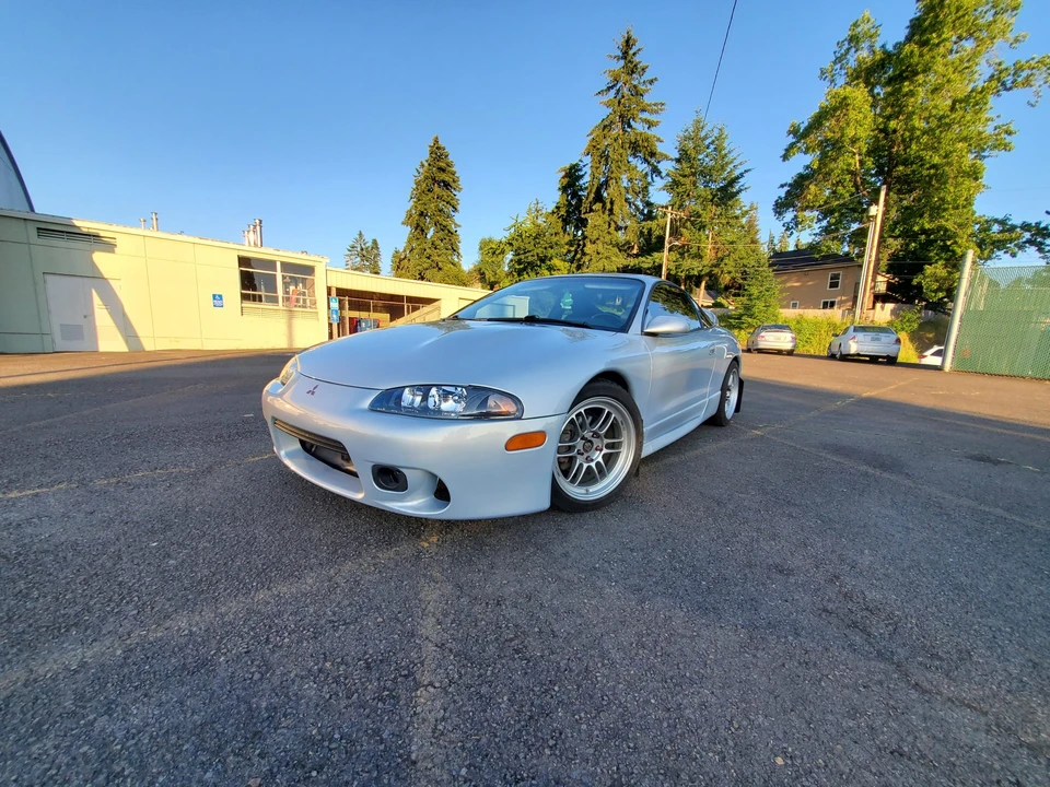 1999 Mitsubishi Eclipse 2nd Gen - Image 2 of 31