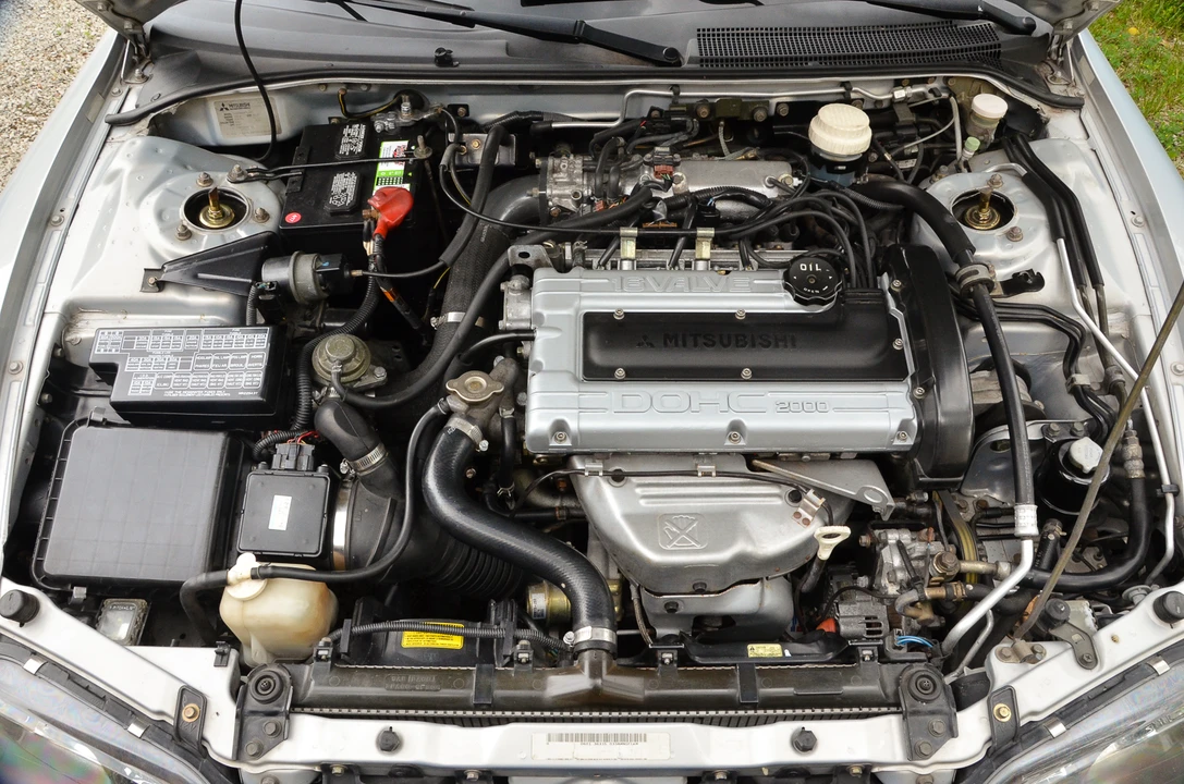 1999 Mitsubishi Eclipse 2nd Gen - Image 26 of 31