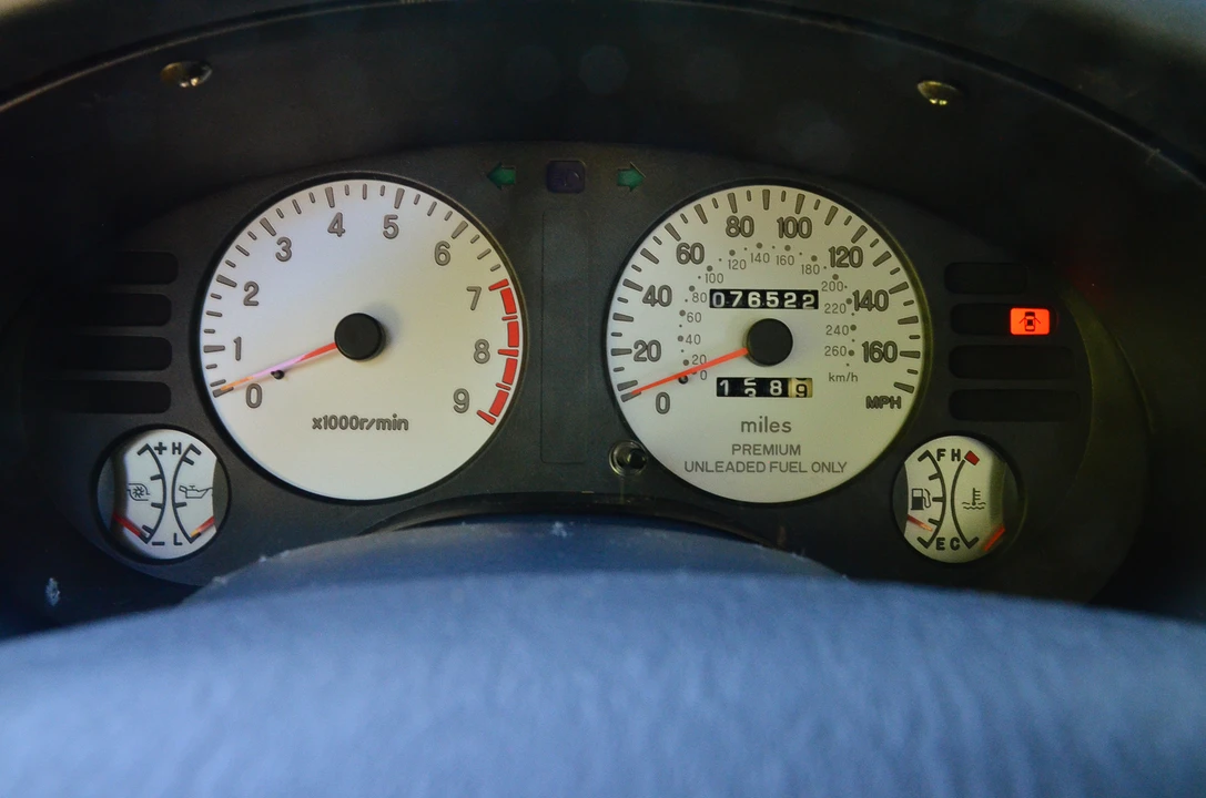 1999 Mitsubishi Eclipse 2nd Gen - Image 22 of 31