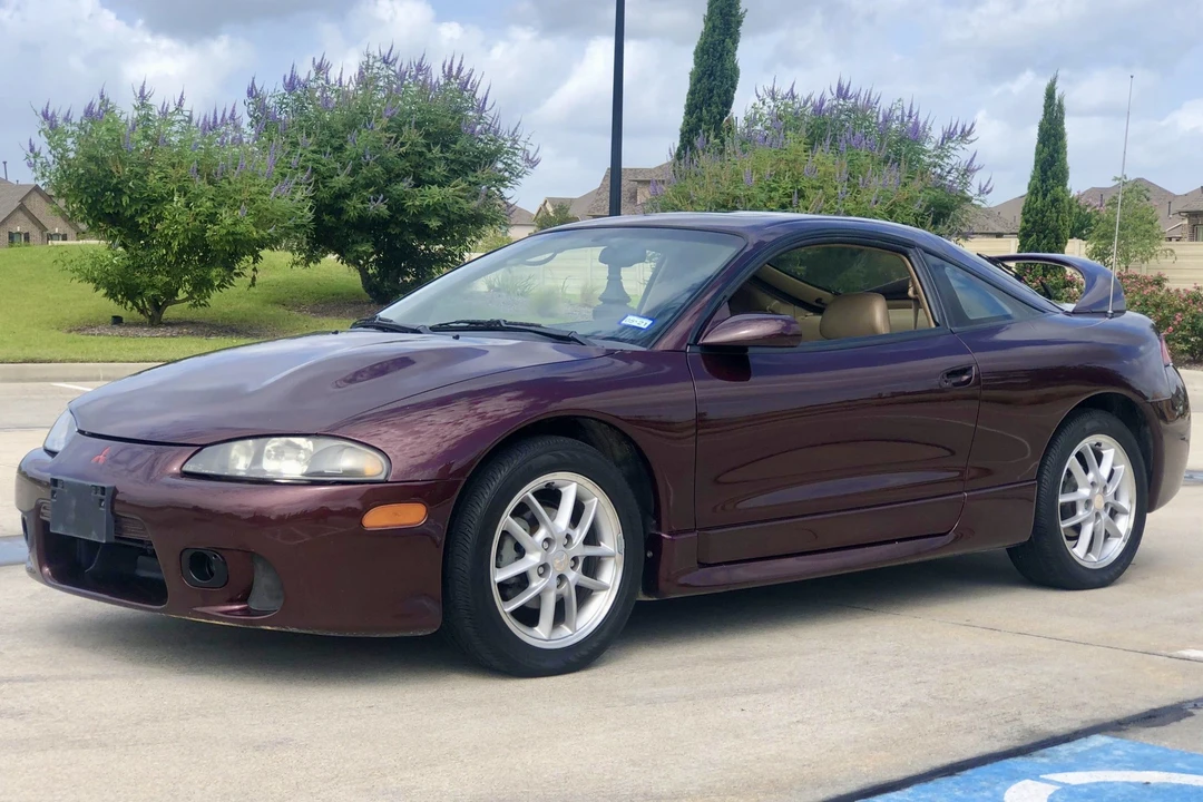 1999 Mitsubishi Eclipse 2nd Gen - Image 2 of 31