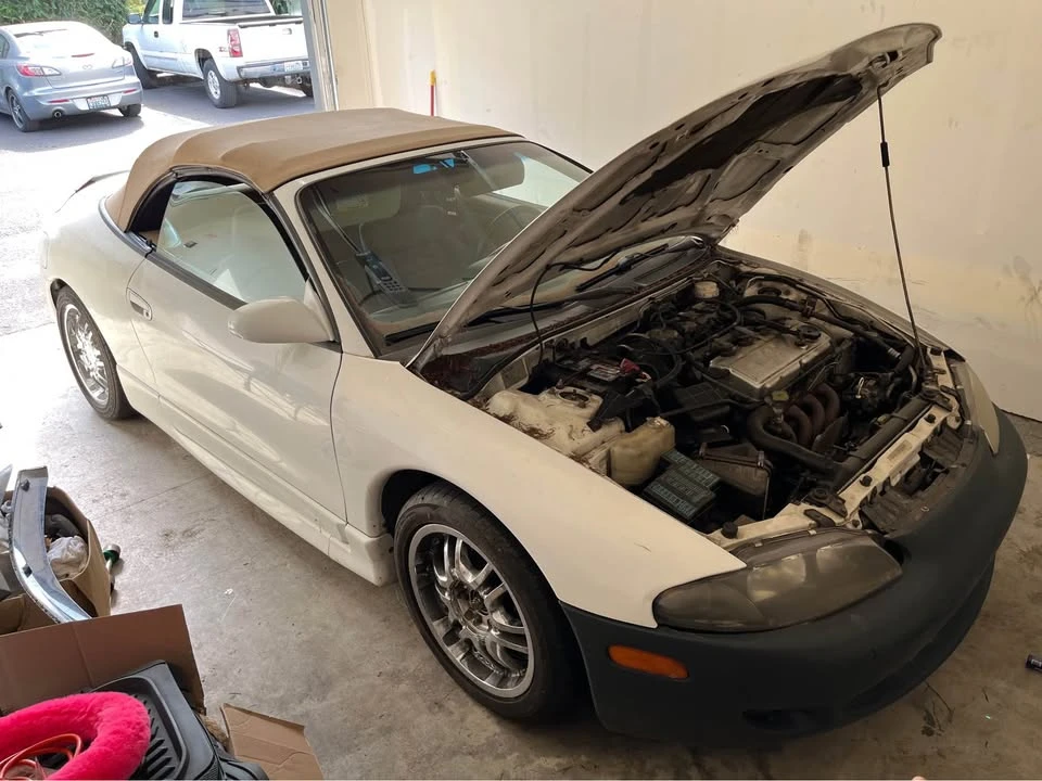 1999 Mitsubishi Eclipse 2nd Gen - Image 2 of 11