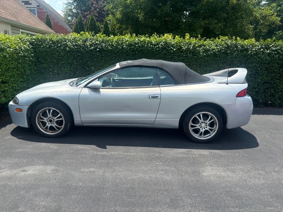 1999 Mitsubishi Eclipse 2nd Gen - Image 2 of 9