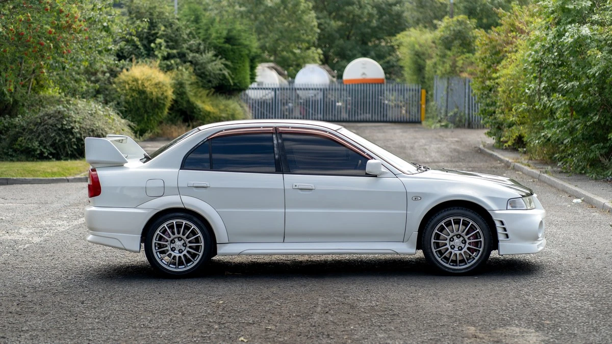 1999 Mitsubishi Lancer Evolution VI 6th Gen - Image 18 of 30