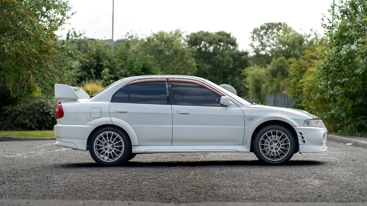 1999 Mitsubishi Lancer Evolution VI 6th Gen - Image 19 of 30