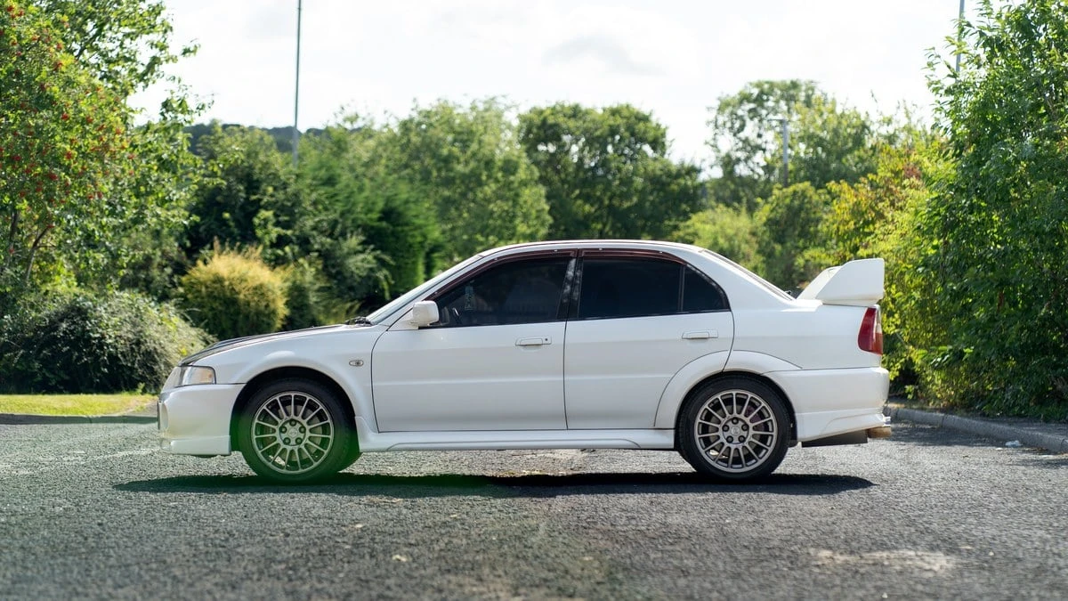 1999 Mitsubishi Lancer Evolution VI 6th Gen - Image 13 of 30
