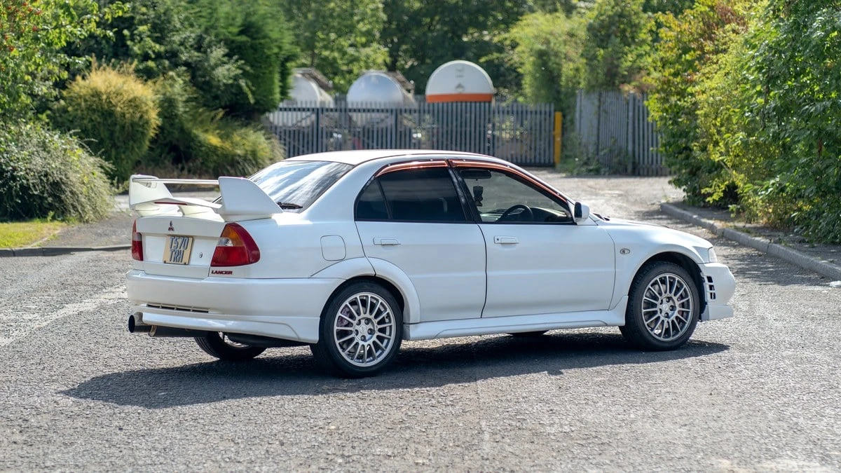 1999 Mitsubishi Lancer Evolution VI 6th Gen - Image 17 of 30
