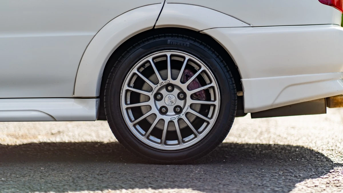 1999 Mitsubishi Lancer Evolution VI 6th Gen - Image 21 of 30