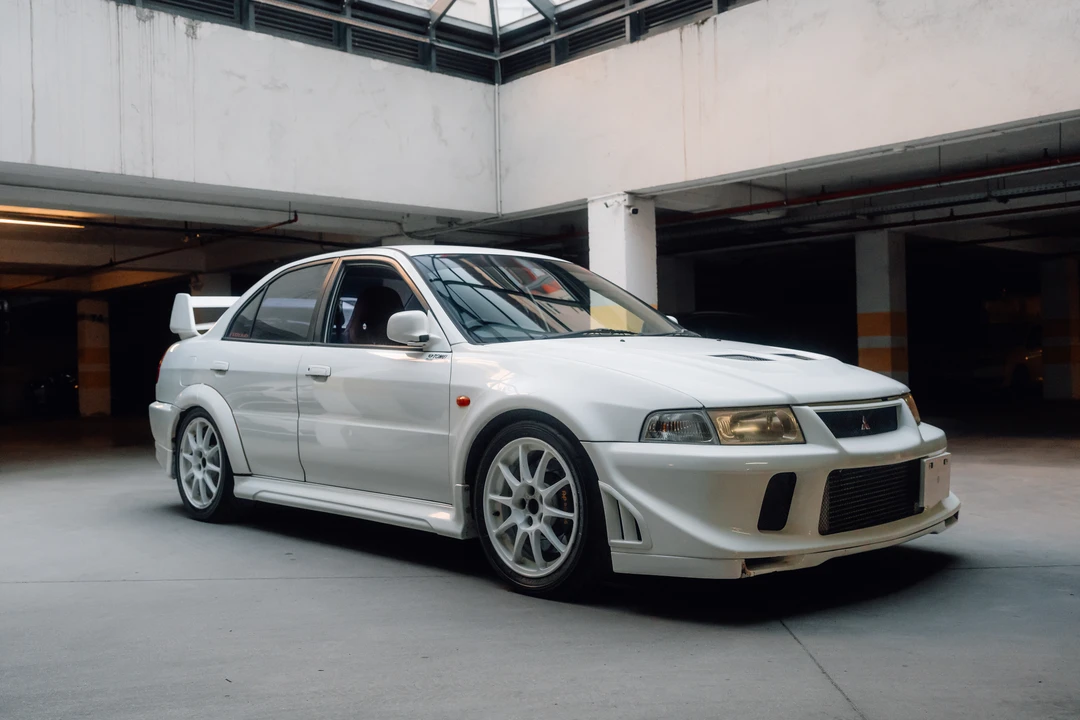 2000 Mitsubishi Lancer Evolution VI 6th Gen - Image 10 of 31