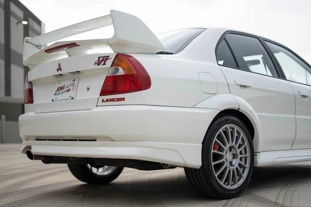1999 Mitsubishi Lancer Evolution VI 6th Gen - Image 12 of 21