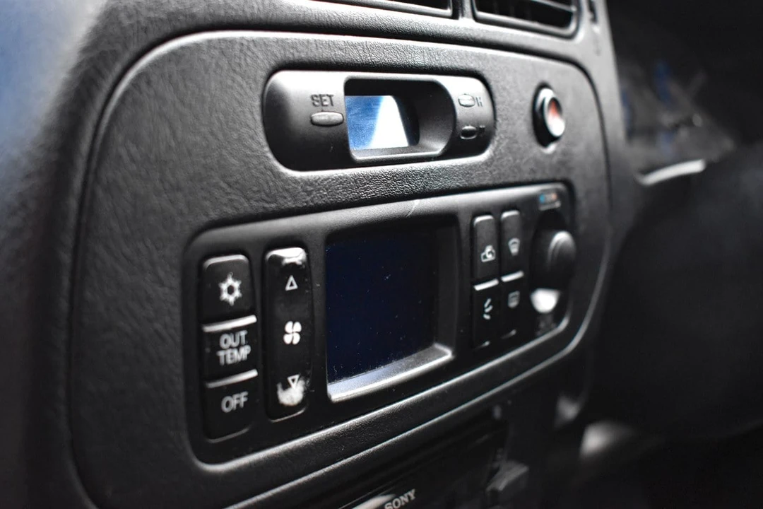 1999 Mitsubishi Lancer Evolution VI 6th Gen - Image 21 of 30