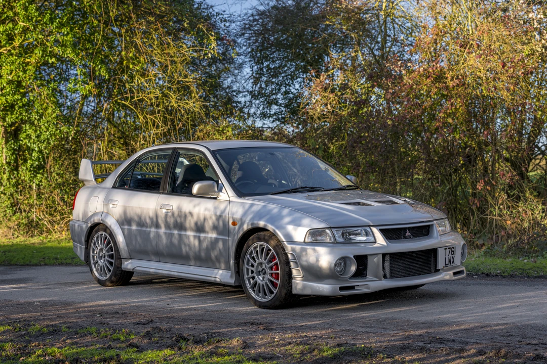 1999 Mitsubishi Lancer Evolution V 6th Gen - Image 8 of 31