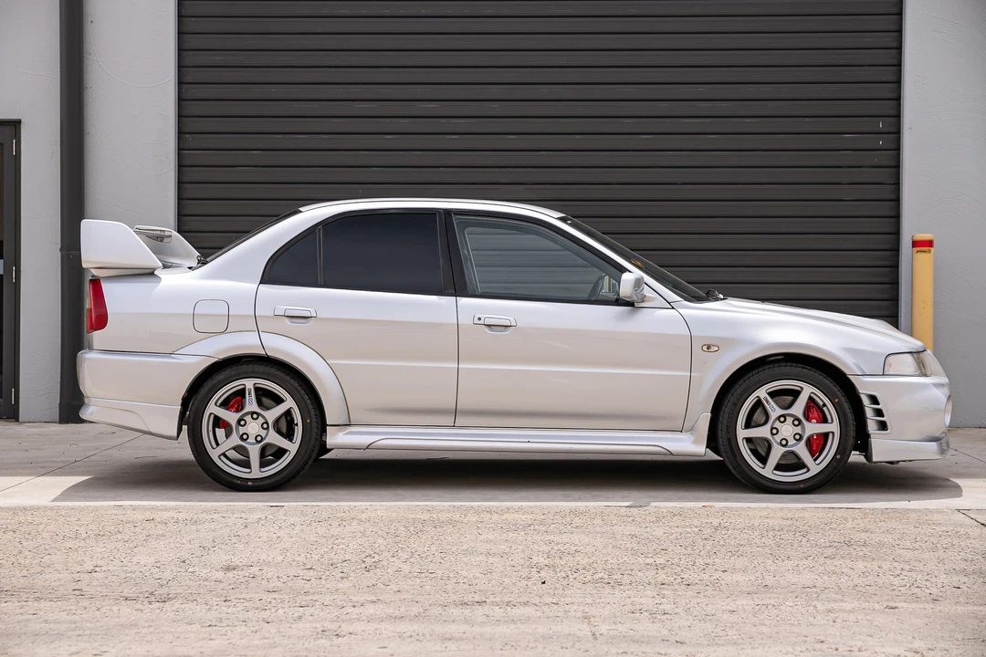 1999 Mitsubishi Lancer Evolution VI 6th Gen - Image 8 of 31