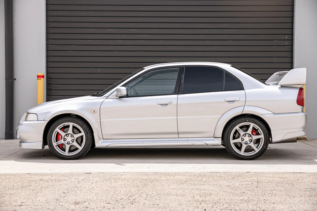 1999 Mitsubishi Lancer Evolution VI 6th Gen - Image 5 of 31