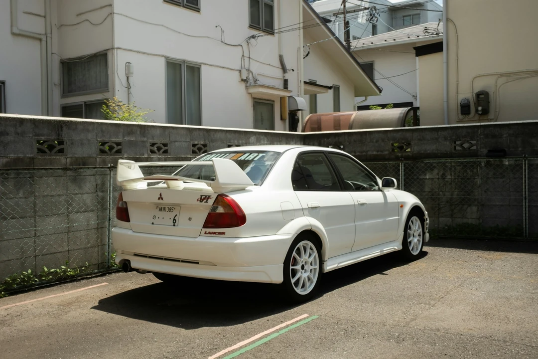 1999 Mitsubishi Lancer Evolution VI 6th Gen - Image 15 of 21