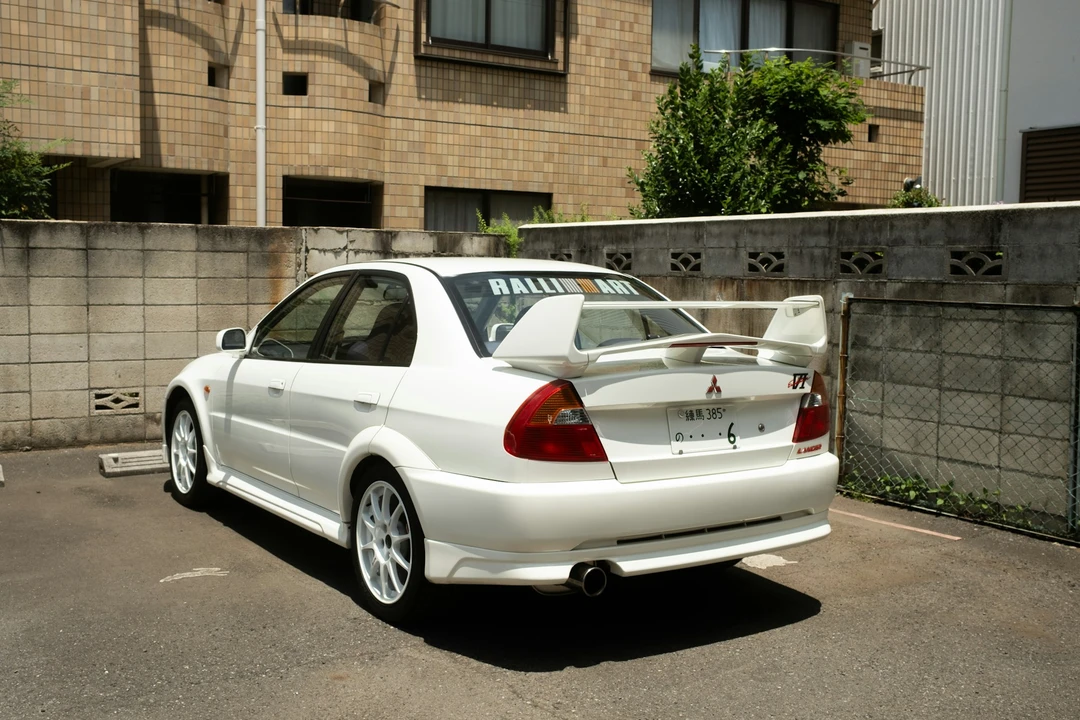 1999 Mitsubishi Lancer Evolution VI 6th Gen - Image 13 of 21