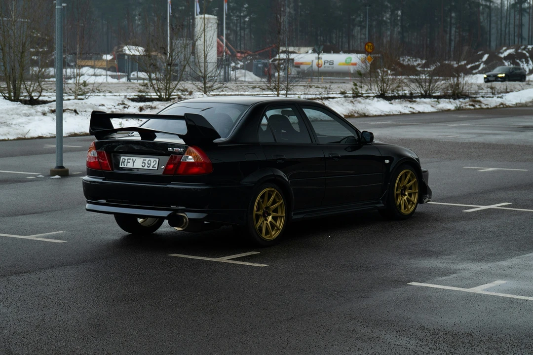 1999 Mitsubishi Lancer Evolution VI 6th Gen - Image 13 of 21