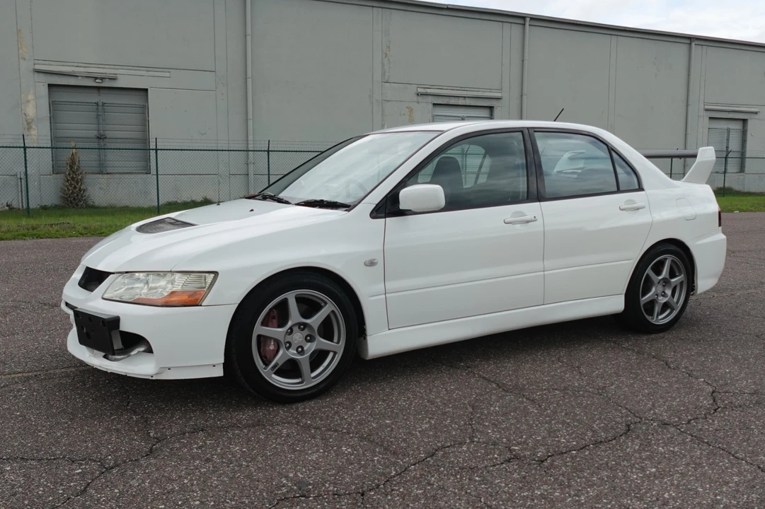 1999 Mitsubishi Lancer Evolution VI 6th Gen - Image 13 of 18