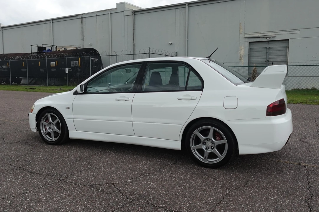 1999 Mitsubishi Lancer Evolution VI 6th Gen - Image 10 of 18