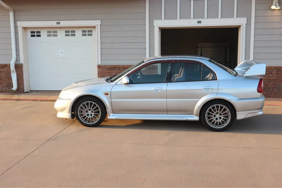 1999 Mitsubishi Lancer Evolution V 6th Gen - Image 7 of 20