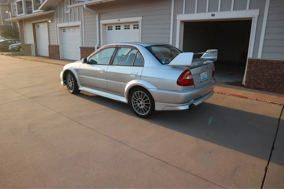 1999 Mitsubishi Lancer Evolution V 6th Gen - Image 4 of 20