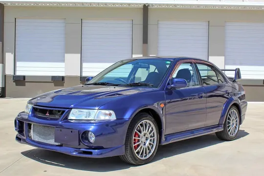 1999 Mitsubishi Lancer Evolution GSR Sedan 4D
