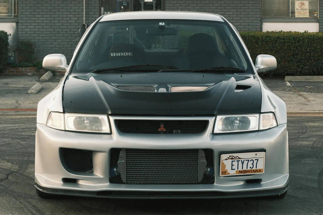 1999 Mitsubishi Lancer Evolution V 6th Gen - Image 2 of 21
