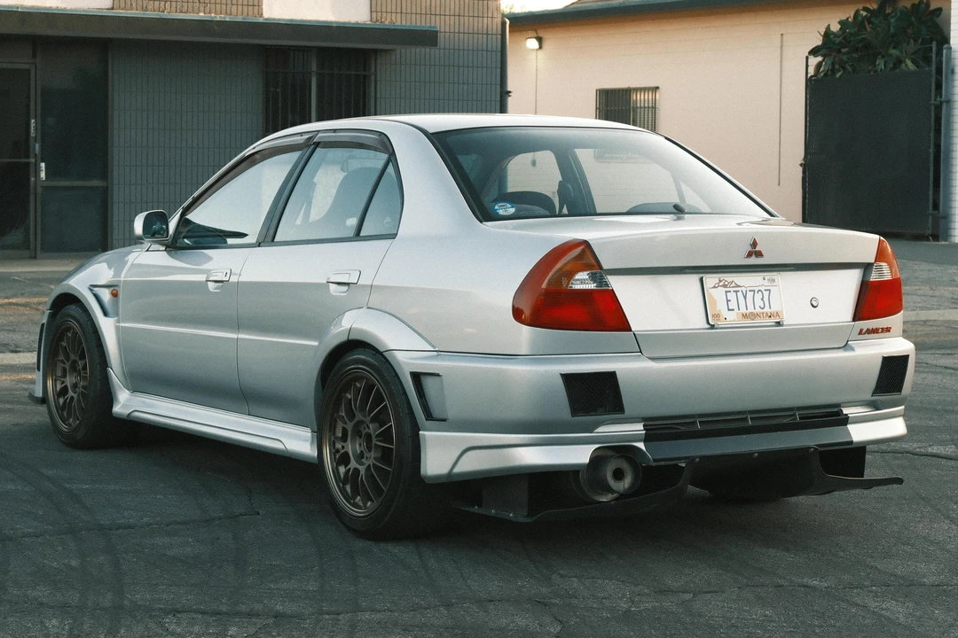 1999 Mitsubishi Lancer Evolution V 6th Gen - Image 4 of 21