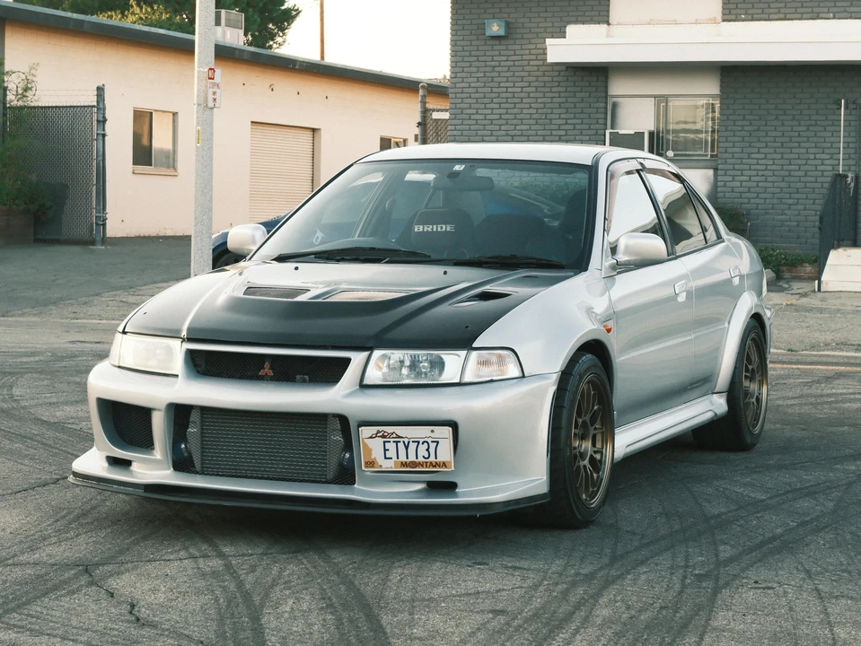 1999 Mitsubishi Lancer Evolution V 6th Gen - Image 8 of 21