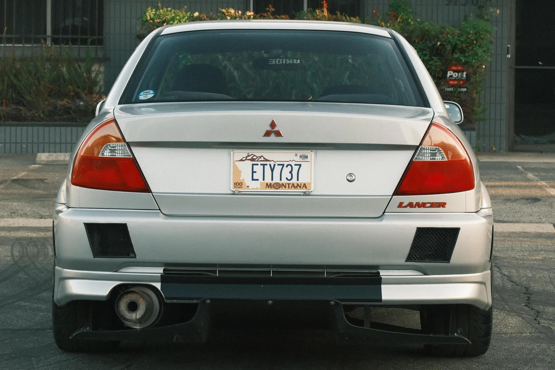 1999 Mitsubishi Lancer Evolution V 6th Gen - Image 5 of 21