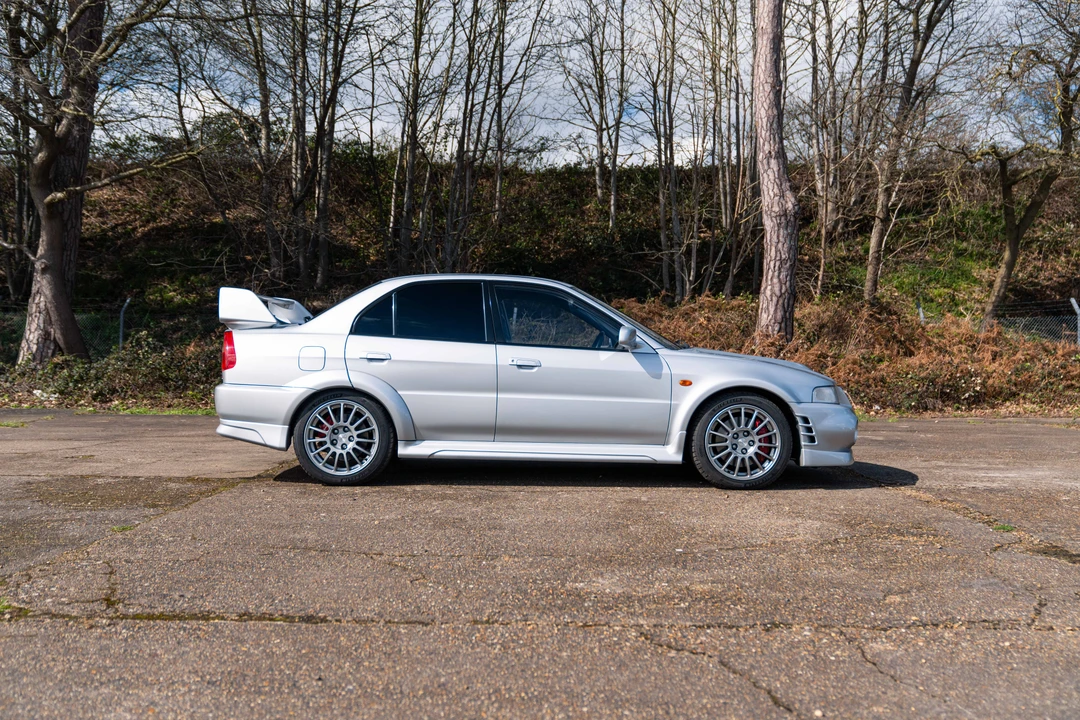 1999 Mitsubishi Lancer Evolution VI 6th Gen - Image 16 of 31