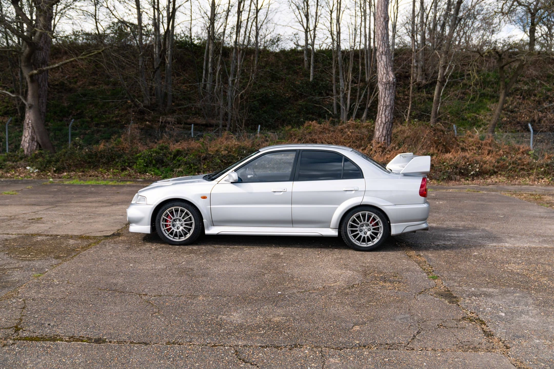 1999 Mitsubishi Lancer Evolution VI 6th Gen - Image 4 of 31