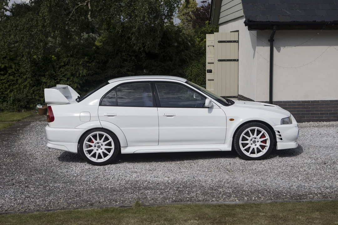 1999 Mitsubishi Lancer Evolution VI 6th Gen - Image 13 of 31