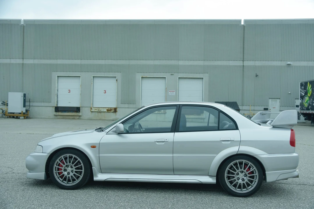 1999 Mitsubishi Lancer Evolution VI 6th Gen - Image 15 of 31