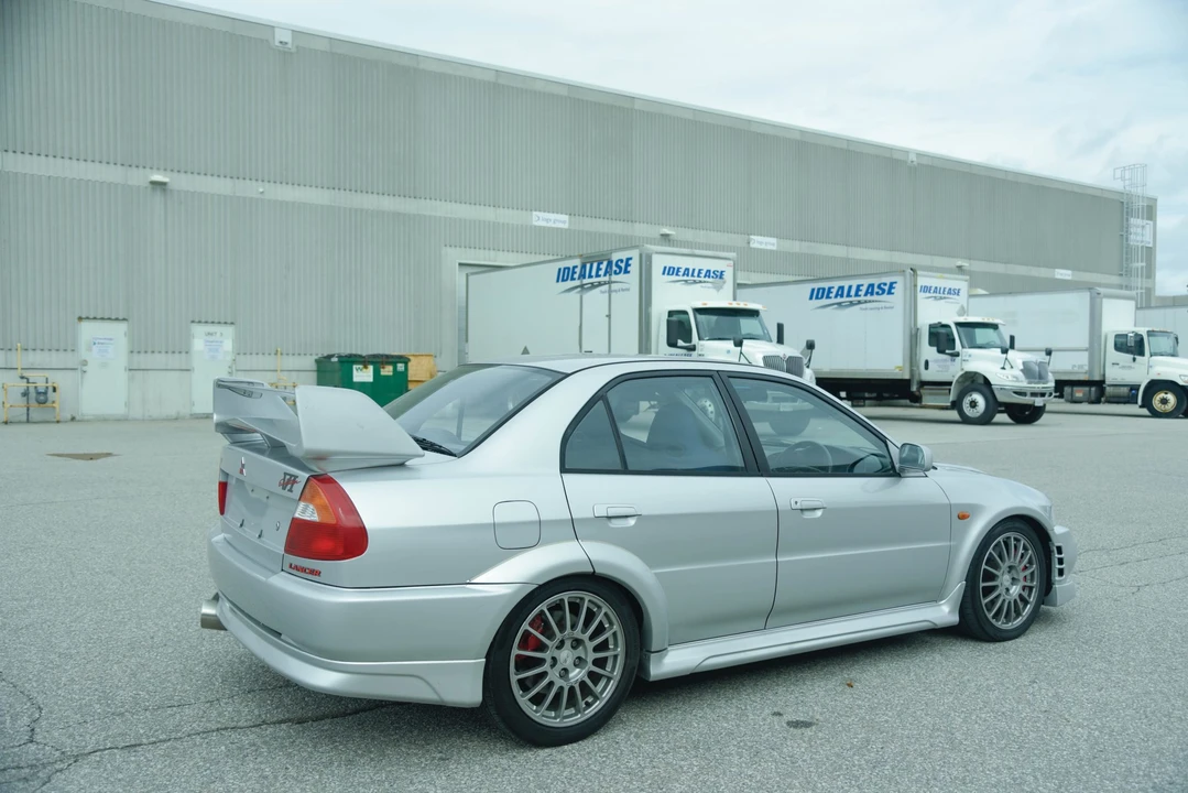 1999 Mitsubishi Lancer Evolution VI 6th Gen - Image 10 of 31