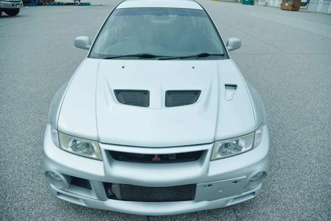 1999 Mitsubishi Lancer Evolution VI 6th Gen - Image 17 of 31