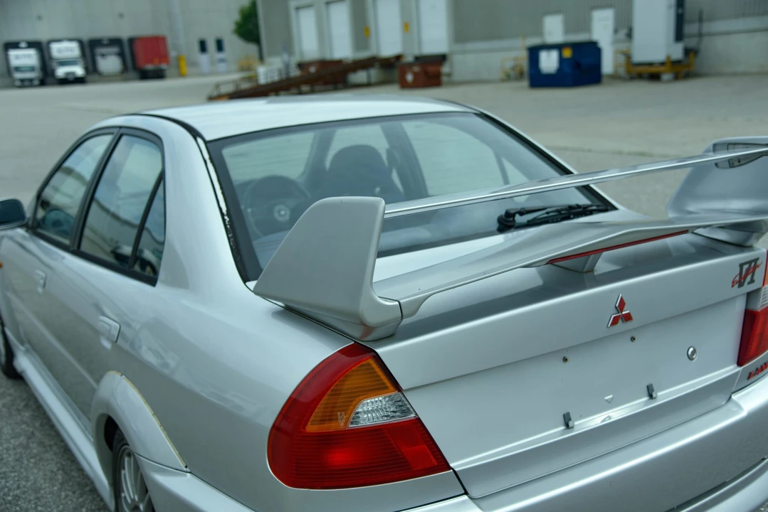 1999 Mitsubishi Lancer Evolution VI 6th Gen - Image 23 of 31