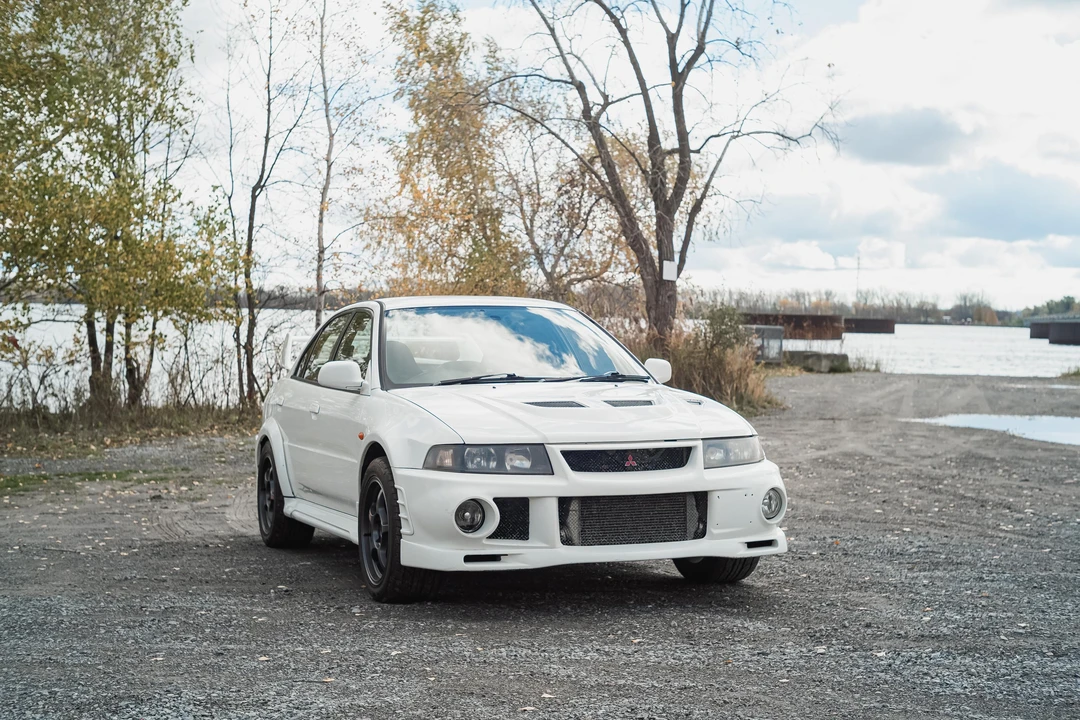 1999 Mitsubishi Lancer Evolution VI 6th Gen - Image 16 of 31