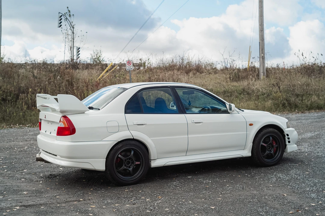 1999 Mitsubishi Lancer Evolution VI 6th Gen - Image 13 of 31