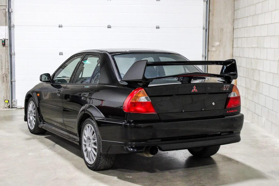 1999 Mitsubishi Lancer Evolution VI 6th Gen - Image 10 of 31