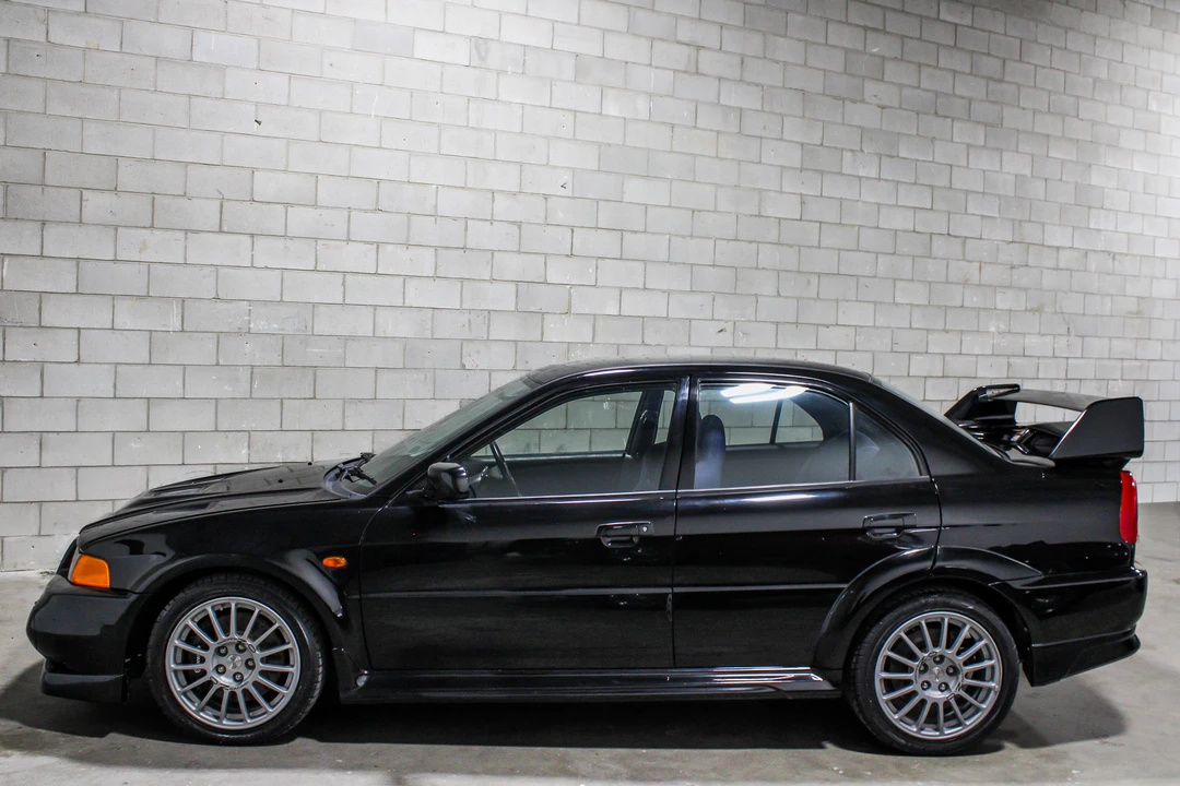 1999 Mitsubishi Lancer Evolution VI 6th Gen - Image 6 of 31