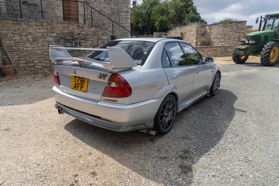 1999 Mitsubishi Lancer Evolution VI 6th Gen - Image 16 of 30