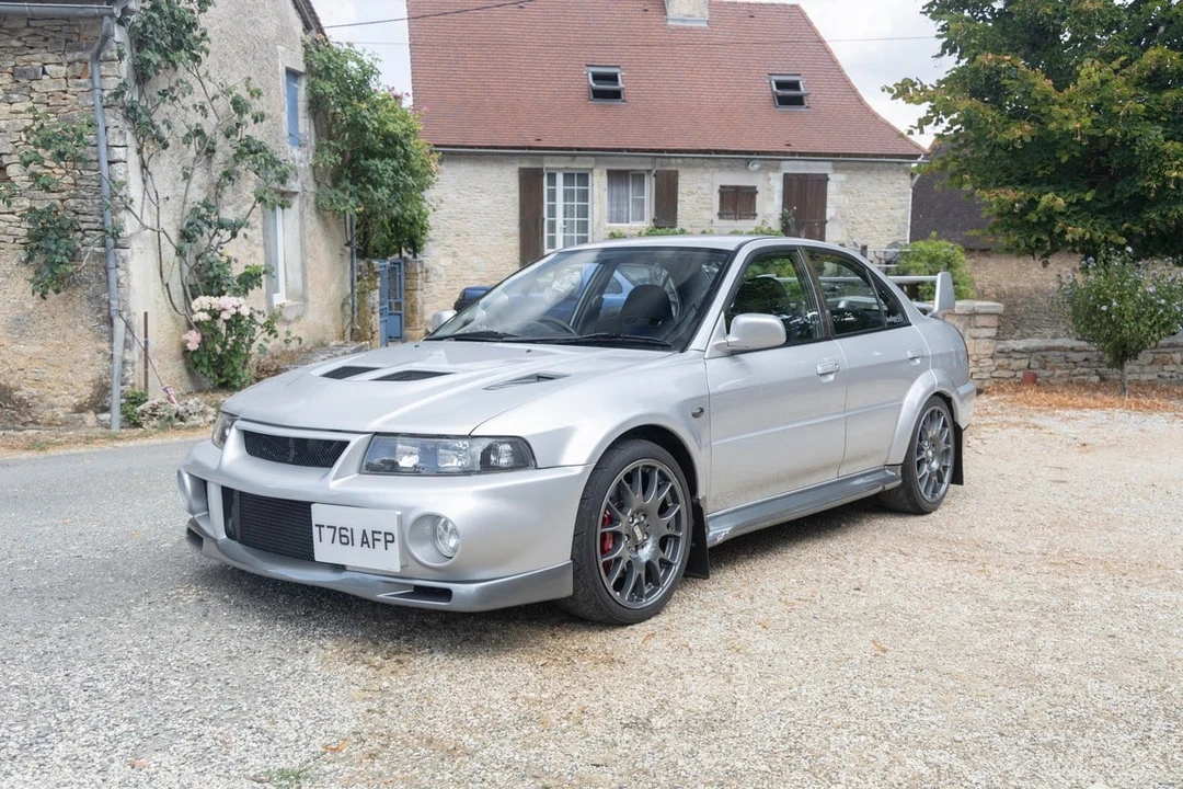1999 Mitsubishi Lancer Evolution VI 6th Gen - Image 12 of 31