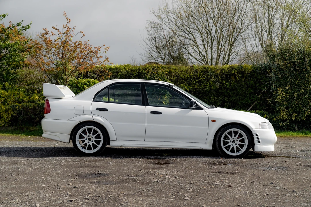 1999 Mitsubishi Lancer Evolution VI 6th Gen - Image 17 of 31
