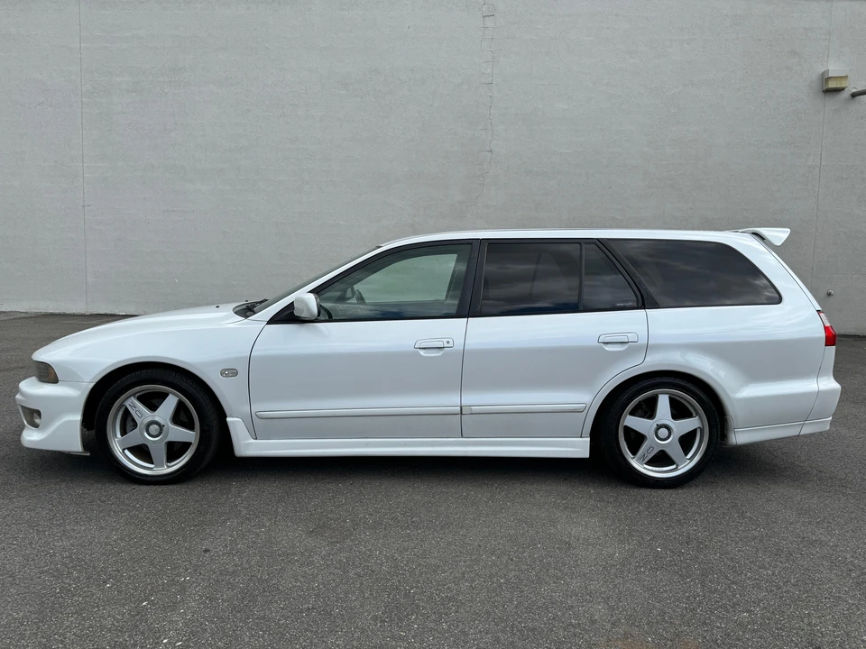 1999 Mitsubishi Galant VR-4 8th Gen - Image 10 of 29
