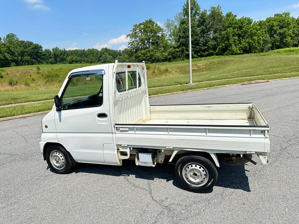 1999 Mitsubishi Minicab 6th Gen - Image 10 of 31