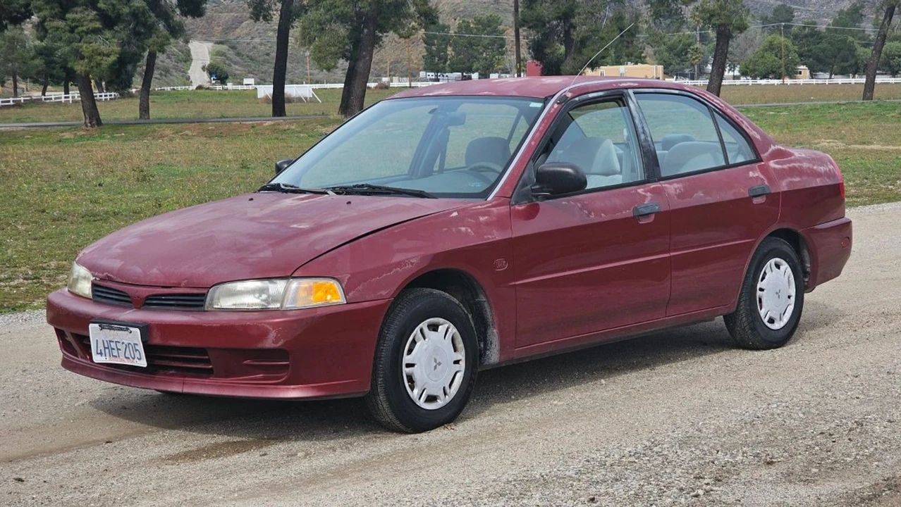 1999 Mitsubishi Mirage 3rd Gen - Image 2 of 12