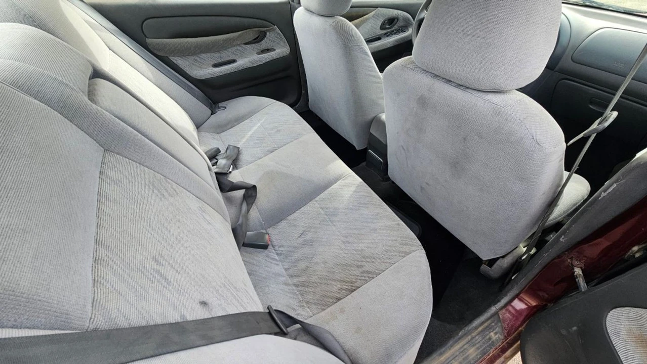 1999 Mitsubishi Mirage 5th Gen - Image 17 of 21