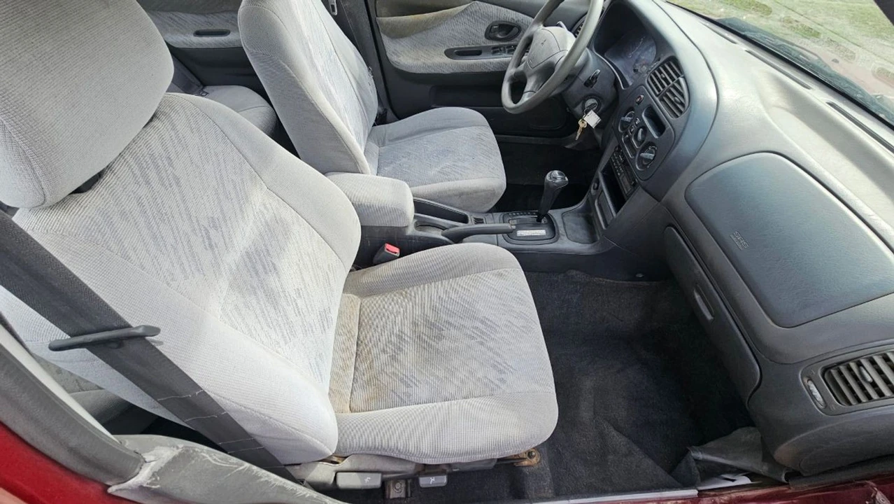 1999 Mitsubishi Mirage 5th Gen - Image 15 of 21