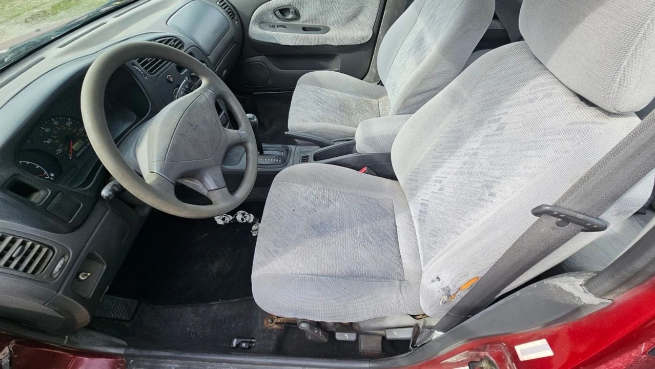 1999 Mitsubishi Mirage 5th Gen - Image 14 of 21